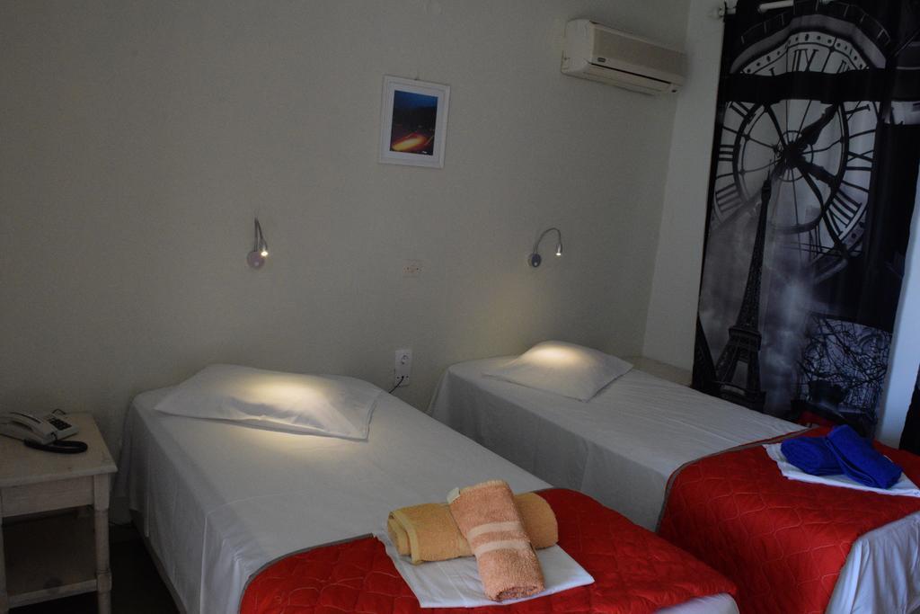 Hotel Skios Ornos  Buitenkant foto