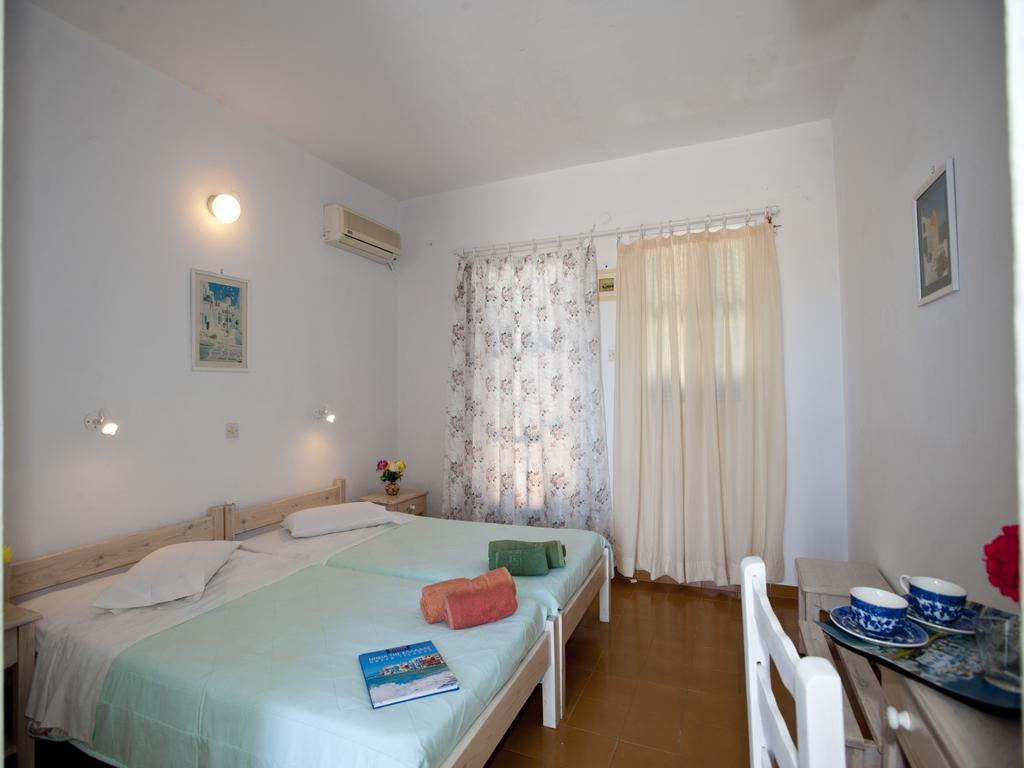 Hotel Skios Ornos  Buitenkant foto